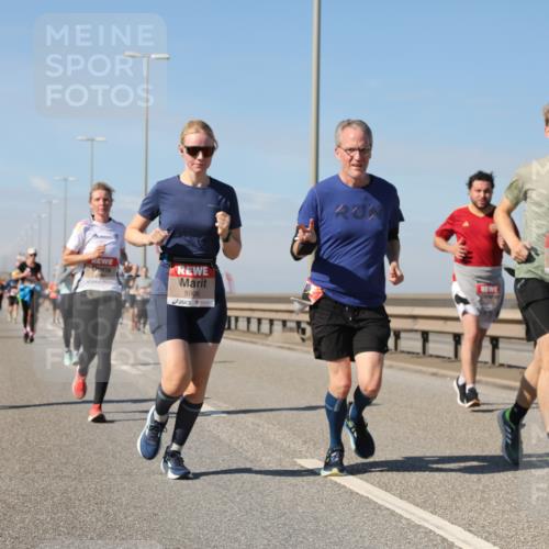 03.10.2025 - Köhlbrandbrückenlauf Yannick Fuchs http://msf.ph/oto/9195138 03.10.2025 11:58:14 Position 3 5906, 5909 meine-sportfotos.de