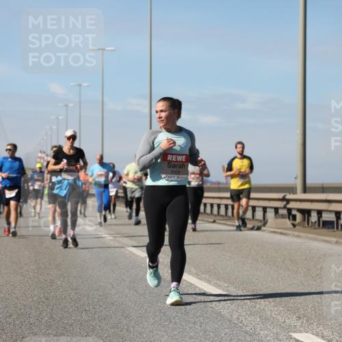 03.10.2025 - Köhlbrandbrückenlauf Yannick Fuchs http://msf.ph/oto/9195148 03.10.2025 11:58:17 Position 3 5429 meine-sportfotos.de