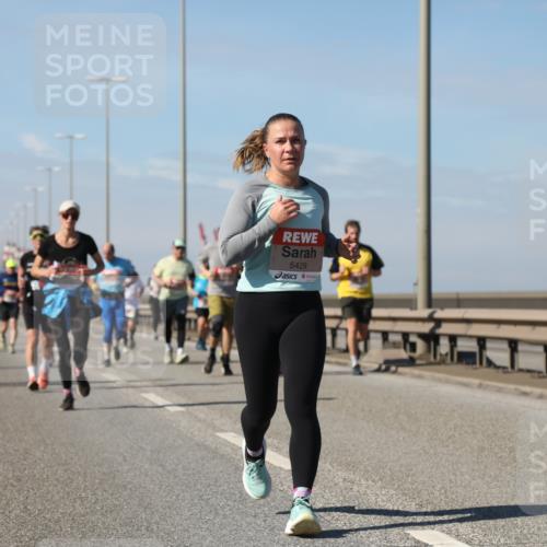 03.10.2025 - Köhlbrandbrückenlauf Yannick Fuchs http://msf.ph/oto/9195152 03.10.2025 11:58:18 Position 3 5429 meine-sportfotos.de