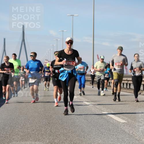 03.10.2025 - Köhlbrandbrückenlauf Yannick Fuchs http://msf.ph/oto/9195158 03.10.2025 11:58:19 Position 3 4746 meine-sportfotos.de