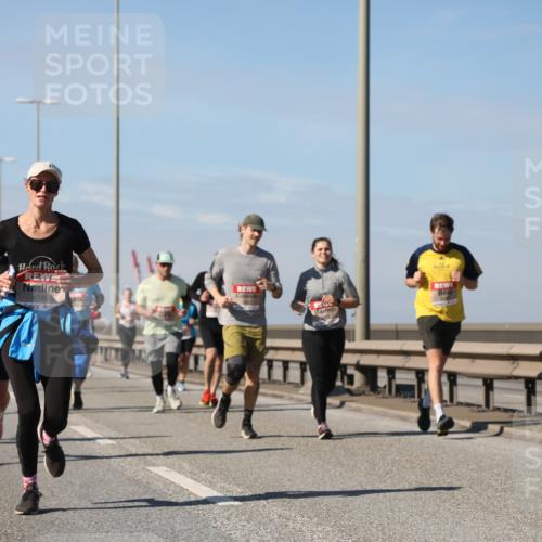 03.10.2025 - Köhlbrandbrückenlauf Yannick Fuchs http://msf.ph/oto/9195162 03.10.2025 11:58:20 Position 3 4746 meine-sportfotos.de