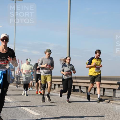 03.10.2025 - Köhlbrandbrückenlauf Yannick Fuchs http://msf.ph/oto/9195163 03.10.2025 11:58:21 Position 3 4746 meine-sportfotos.de