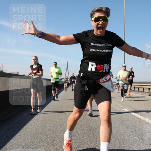 03.10.2025 - Köhlbrandbrückenlauf Yannick Fuchs http://msf.ph/oto/9195176 03.10.2025 11:58:24 Position 3  meine-sportfotos.de