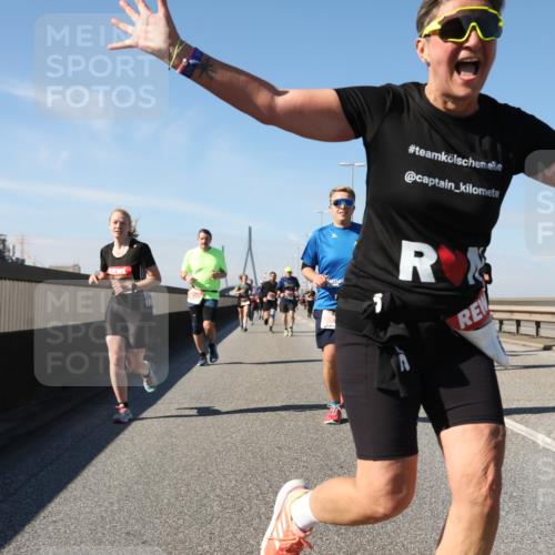 03.10.2025 - Köhlbrandbrückenlauf Yannick Fuchs http://msf.ph/oto/9195177 03.10.2025 11:58:24 Position 3  meine-sportfotos.de