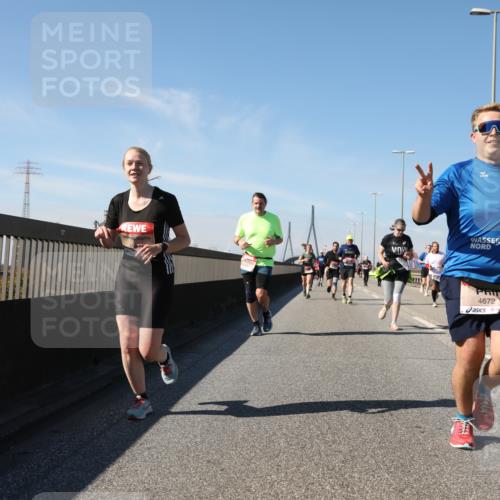03.10.2025 - Köhlbrandbrückenlauf Yannick Fuchs http://msf.ph/oto/9195180 03.10.2025 11:58:25 Position 3 4672 meine-sportfotos.de