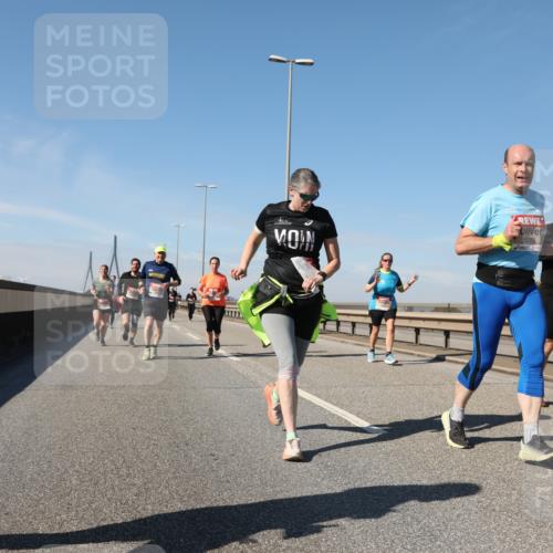 03.10.2025 - Köhlbrandbrückenlauf Yannick Fuchs http://msf.ph/oto/9195192 03.10.2025 11:58:27 Position 3 5115 meine-sportfotos.de