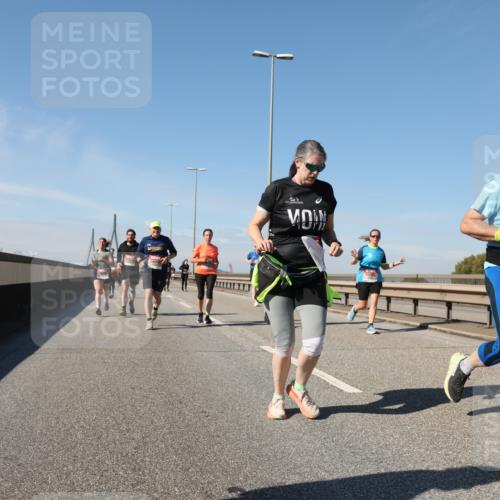 03.10.2025 - Köhlbrandbrückenlauf Yannick Fuchs http://msf.ph/oto/9195193 03.10.2025 11:58:27 Position 3 6225 meine-sportfotos.de