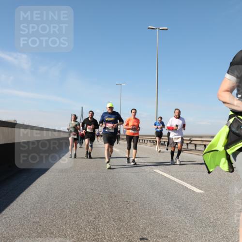 03.10.2025 - Köhlbrandbrückenlauf Yannick Fuchs http://msf.ph/oto/9195196 03.10.2025 11:58:28 Position 3  meine-sportfotos.de