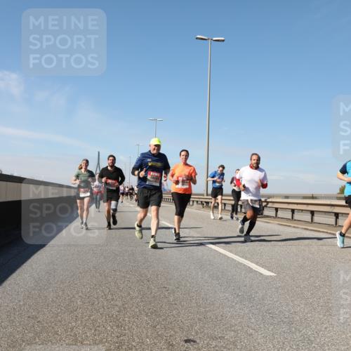 03.10.2025 - Köhlbrandbrückenlauf Yannick Fuchs http://msf.ph/oto/9195198 03.10.2025 11:58:28 Position 3  meine-sportfotos.de