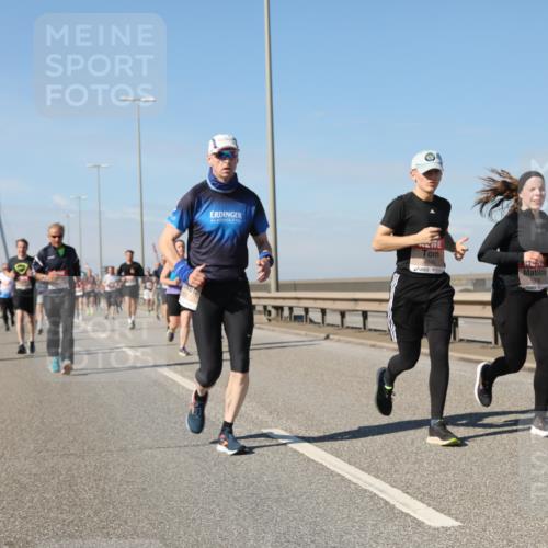 03.10.2025 - Köhlbrandbrückenlauf Yannick Fuchs http://msf.ph/oto/9195228 03.10.2025 11:58:36 Position 3 4845 meine-sportfotos.de