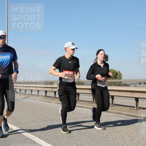 03.10.2025 - Köhlbrandbrückenlauf Yannick Fuchs http://msf.ph/oto/9195230 03.10.2025 11:58:36 Position 3 4645, 5339 meine-sportfotos.de