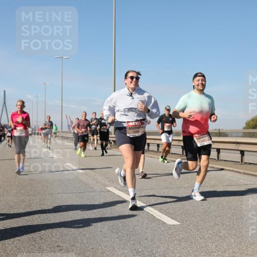 03.10.2025 - Köhlbrandbrückenlauf Yannick Fuchs http://msf.ph/oto/9195270 03.10.2025 11:58:46 Position 3 5008, 5007 meine-sportfotos.de