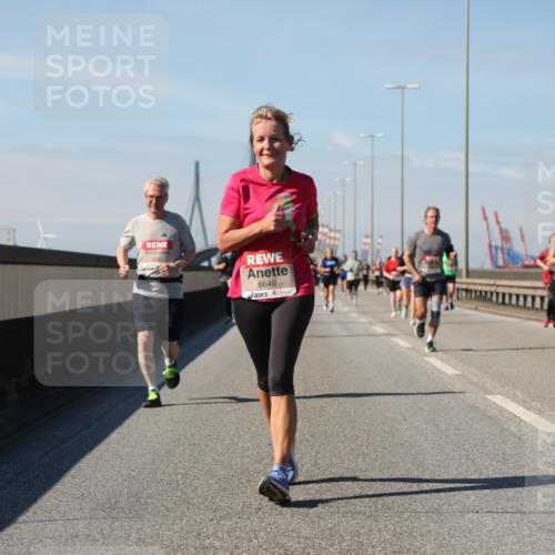 03.10.2025 - Köhlbrandbrückenlauf Yannick Fuchs http://msf.ph/oto/9195272 03.10.2025 11:58:47 Position 3 6649 meine-sportfotos.de
