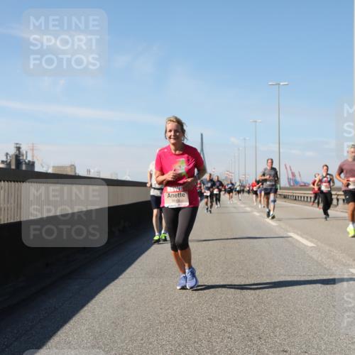 03.10.2025 - Köhlbrandbrückenlauf Yannick Fuchs http://msf.ph/oto/9195274 03.10.2025 11:58:47 Position 3 6649 meine-sportfotos.de