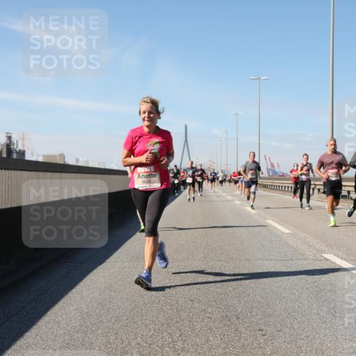 03.10.2025 - Köhlbrandbrückenlauf Yannick Fuchs http://msf.ph/oto/9195275 03.10.2025 11:58:48 Position 3 6649 meine-sportfotos.de