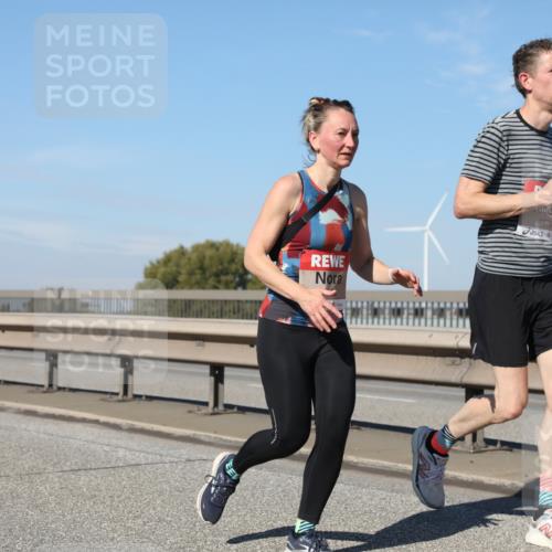 03.10.2025 - Köhlbrandbrückenlauf Yannick Fuchs http://msf.ph/oto/9195290 03.10.2025 11:58:53 Position 3 4876 meine-sportfotos.de