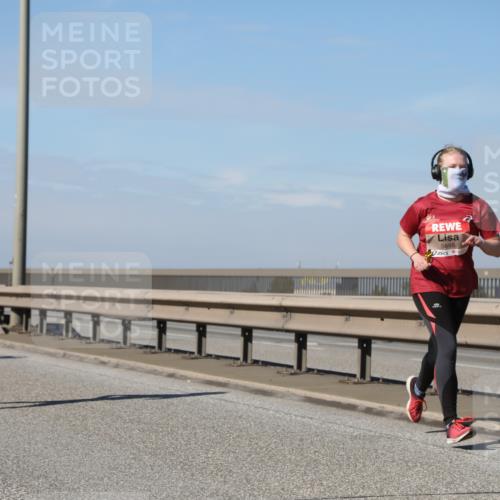03.10.2025 - Köhlbrandbrückenlauf Yannick Fuchs http://msf.ph/oto/9195294 03.10.2025 11:58:54 Position 3 5685 meine-sportfotos.de