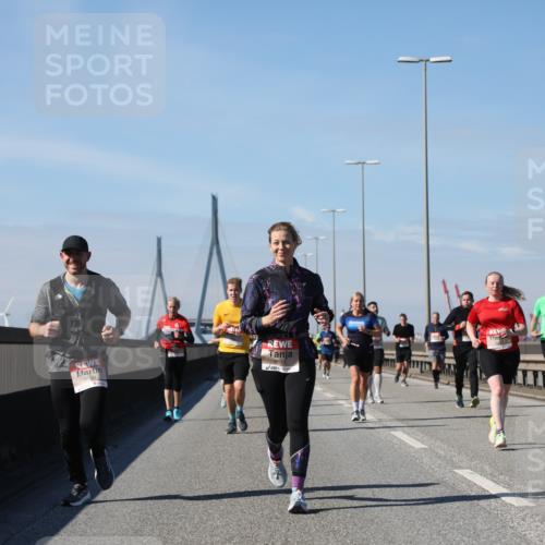 03.10.2025 - Köhlbrandbrückenlauf Yannick Fuchs http://msf.ph/oto/9195296 03.10.2025 11:58:55 Position 3 6600, 5975, 4691 meine-sportfotos.de