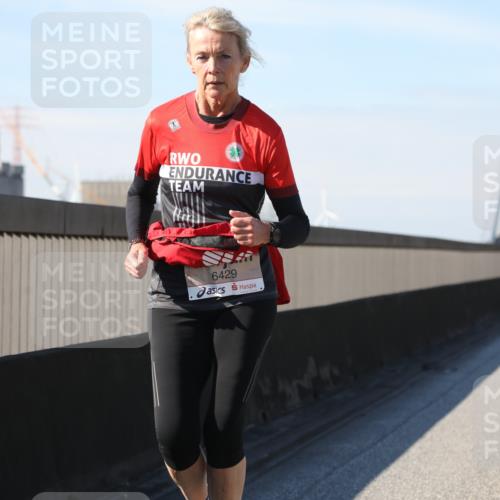 03.10.2025 - Köhlbrandbrückenlauf Yannick Fuchs http://msf.ph/oto/9195313 03.10.2025 11:59:01 Position 3 6429 meine-sportfotos.de