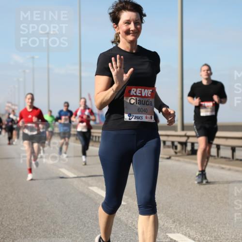 03.10.2025 - Köhlbrandbrückenlauf Yannick Fuchs http://msf.ph/oto/9195326 03.10.2025 11:59:05 Position 3 6040 meine-sportfotos.de
