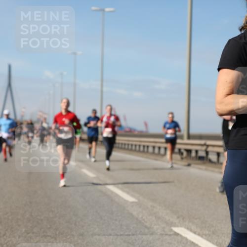 03.10.2025 - Köhlbrandbrückenlauf Yannick Fuchs http://msf.ph/oto/9195329 03.10.2025 11:59:06 Position 3 6040 meine-sportfotos.de