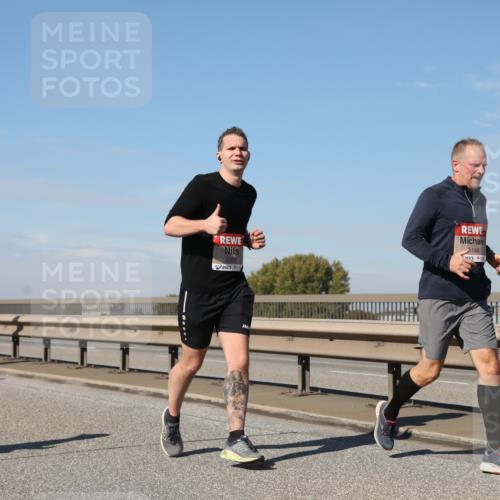03.10.2025 - Köhlbrandbrückenlauf Yannick Fuchs http://msf.ph/oto/9195336 03.10.2025 11:59:08 Position 3 5148, 5304 meine-sportfotos.de