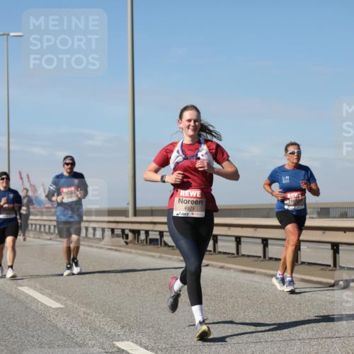 03.10.2025 - Köhlbrandbrückenlauf Yannick Fuchs http://msf.ph/oto/9195342 03.10.2025 11:59:09 Position 3 4971 meine-sportfotos.de