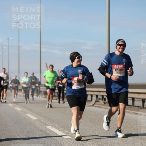 03.10.2025 - Köhlbrandbrückenlauf Yannick Fuchs http://msf.ph/oto/9195349 03.10.2025 11:59:11 Position 3 4570, 4571 meine-sportfotos.de