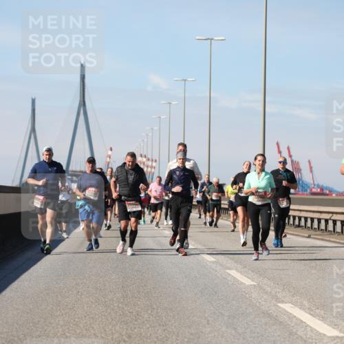 03.10.2025 - Köhlbrandbrückenlauf Yannick Fuchs http://msf.ph/oto/9195358 03.10.2025 11:59:14 Position 3  meine-sportfotos.de