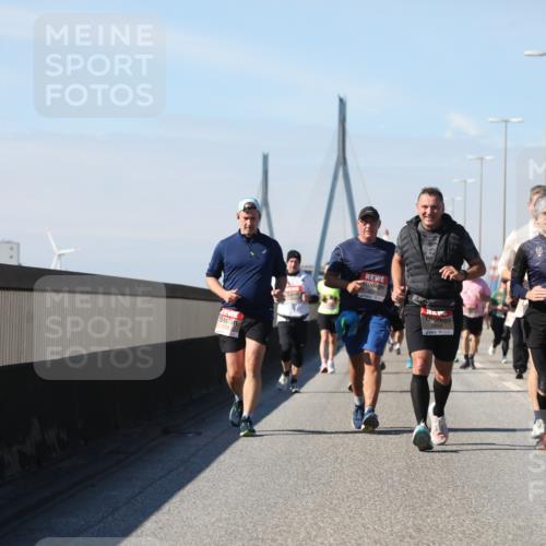 03.10.2025 - Köhlbrandbrückenlauf Yannick Fuchs http://msf.ph/oto/9195371 03.10.2025 11:59:17 Position 3  meine-sportfotos.de