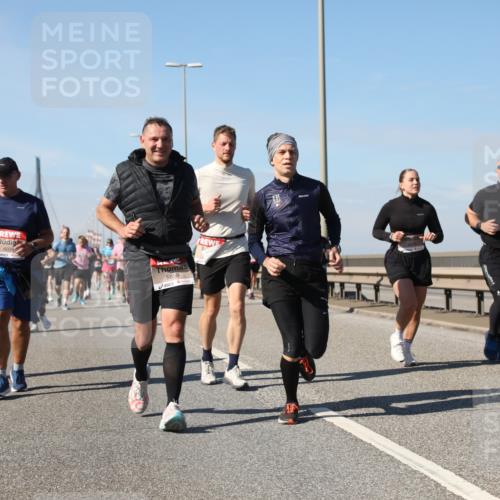 03.10.2025 - Köhlbrandbrückenlauf Yannick Fuchs http://msf.ph/oto/9195383 03.10.2025 11:59:20 Position 3 6035, 5858 meine-sportfotos.de