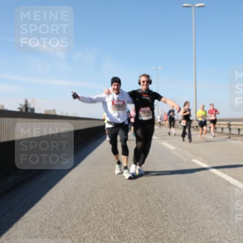 03.10.2025 - Köhlbrandbrückenlauf Yannick Fuchs http://msf.ph/oto/9195400 03.10.2025 11:59:24 Position 3  meine-sportfotos.de
