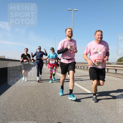03.10.2025 - Köhlbrandbrückenlauf Yannick Fuchs http://msf.ph/oto/9195420 03.10.2025 11:59:29 Position 3 5873 meine-sportfotos.de