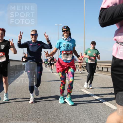 03.10.2025 - Köhlbrandbrückenlauf Yannick Fuchs http://msf.ph/oto/9195423 03.10.2025 11:59:30 Position 3 5650, 5648 meine-sportfotos.de
