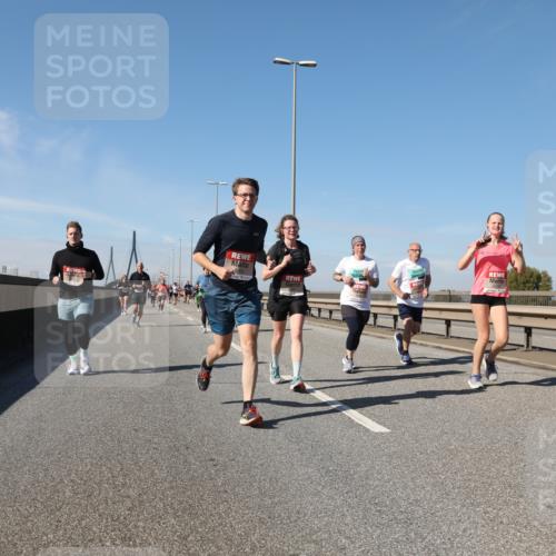 03.10.2025 - Köhlbrandbrückenlauf Yannick Fuchs http://msf.ph/oto/9195442 03.10.2025 11:59:35 Position 3 6136 meine-sportfotos.de