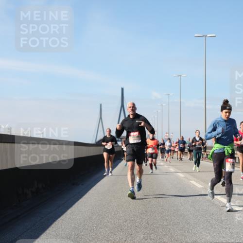 03.10.2025 - Köhlbrandbrückenlauf Yannick Fuchs http://msf.ph/oto/9195450 03.10.2025 11:59:37 Position 3  meine-sportfotos.de