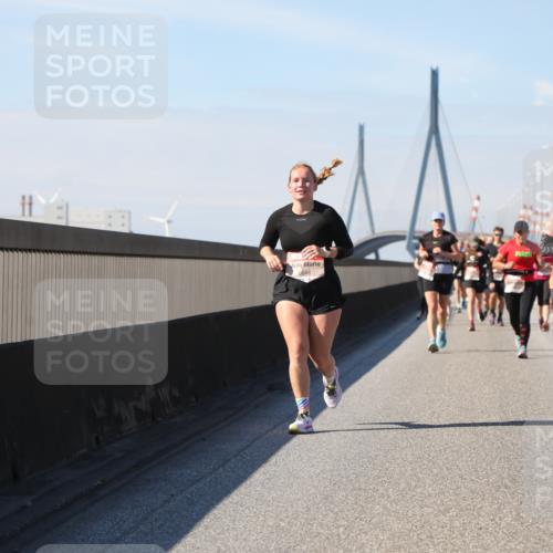 03.10.2025 - Köhlbrandbrückenlauf Yannick Fuchs http://msf.ph/oto/9195465 03.10.2025 11:59:40 Position 3 6646 meine-sportfotos.de