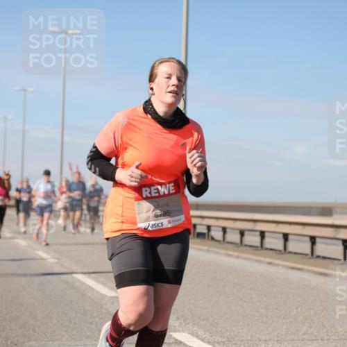 03.10.2025 - Köhlbrandbrückenlauf Yannick Fuchs http://msf.ph/oto/9195482 03.10.2025 11:59:44 Position 3 6795 meine-sportfotos.de