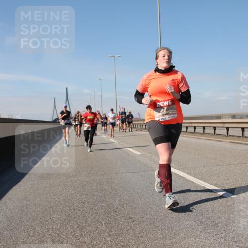 03.10.2025 - Köhlbrandbrückenlauf Yannick Fuchs http://msf.ph/oto/9195483 03.10.2025 11:59:44 Position 3 6795 meine-sportfotos.de