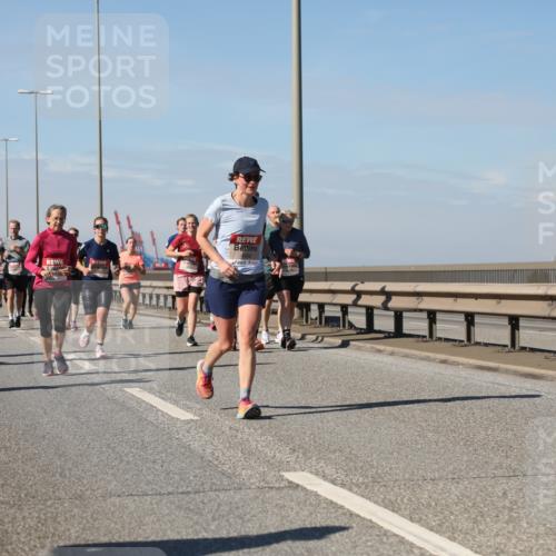 03.10.2025 - Köhlbrandbrückenlauf Yannick Fuchs http://msf.ph/oto/9195496 03.10.2025 11:59:48 Position 3 5841 meine-sportfotos.de