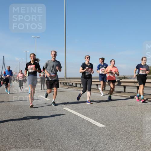 03.10.2025 - Köhlbrandbrückenlauf Yannick Fuchs http://msf.ph/oto/9195528 03.10.2025 11:59:55 Position 3 18832 meine-sportfotos.de