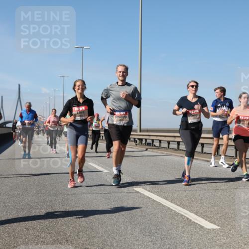 03.10.2025 - Köhlbrandbrückenlauf Yannick Fuchs http://msf.ph/oto/9195529 03.10.2025 11:59:55 Position 3 4631 meine-sportfotos.de