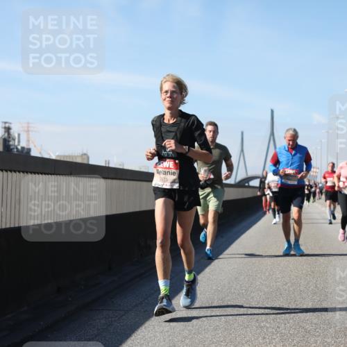 03.10.2025 - Köhlbrandbrückenlauf Yannick Fuchs http://msf.ph/oto/9195533 03.10.2025 11:59:56 Position 3 5175 meine-sportfotos.de