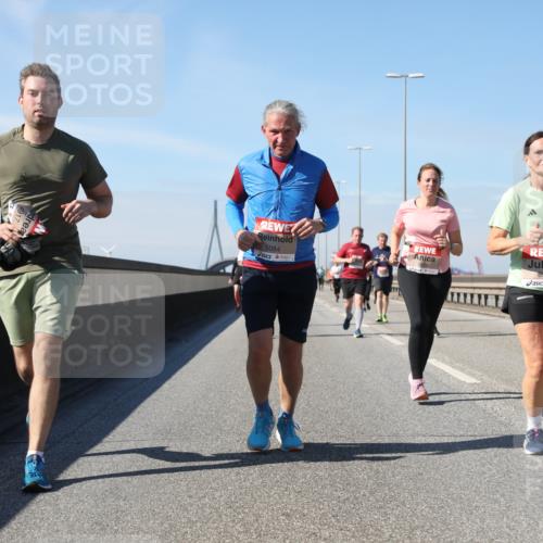 03.10.2025 - Köhlbrandbrückenlauf Yannick Fuchs http://msf.ph/oto/9195544 03.10.2025 11:59:59 Position 3 5084, 6589 meine-sportfotos.de