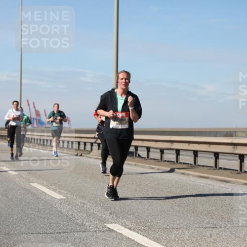 03.10.2025 - Köhlbrandbrückenlauf Yannick Fuchs http://msf.ph/oto/9195575 03.10.2025 12:00:07 Position 3 6332 meine-sportfotos.de