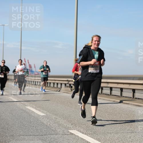 03.10.2025 - Köhlbrandbrückenlauf Yannick Fuchs http://msf.ph/oto/9195578 03.10.2025 12:00:08 Position 3 6332 meine-sportfotos.de