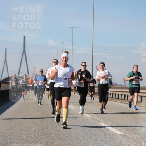 03.10.2025 - Köhlbrandbrückenlauf Yannick Fuchs http://msf.ph/oto/9195583 03.10.2025 12:00:09 Position 3  meine-sportfotos.de
