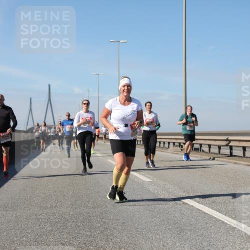 03.10.2025 - Köhlbrandbrückenlauf Yannick Fuchs http://msf.ph/oto/9195586 03.10.2025 12:00:11 Position 3  meine-sportfotos.de