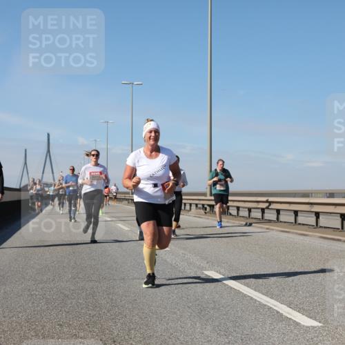 03.10.2025 - Köhlbrandbrückenlauf Yannick Fuchs http://msf.ph/oto/9195587 03.10.2025 12:00:11 Position 3  meine-sportfotos.de