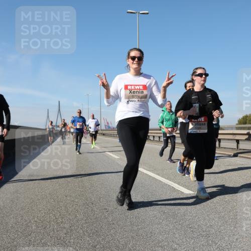 03.10.2025 - Köhlbrandbrückenlauf Yannick Fuchs http://msf.ph/oto/9195598 03.10.2025 12:00:14 Position 3 5774, 5265 meine-sportfotos.de